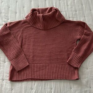 💕 2 for $15 - Pink Rose cowl neck sweater